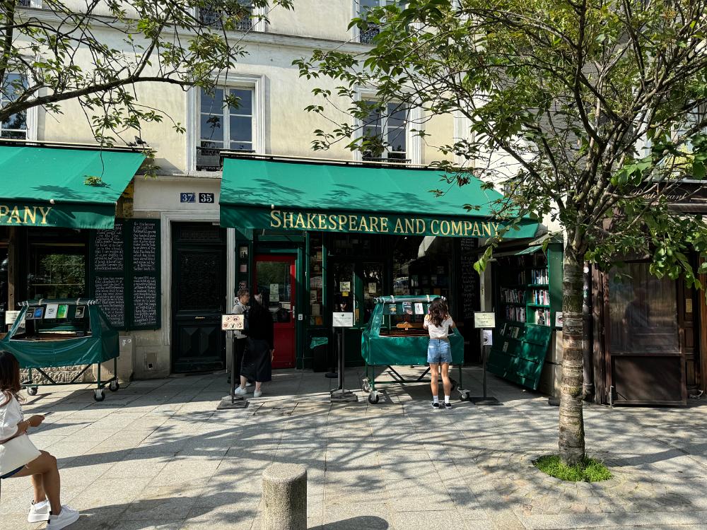 Shakespeare and Co